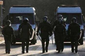 Estallido Social: Formalizarán a tres carabineros por homicidio frustrado y apremios ilegítimos