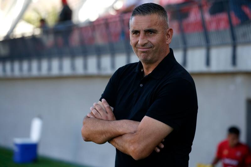Jaime García no se guardó nada al opinar de la cancha del estadio Nelson Oyarzún (Foto: Aton)