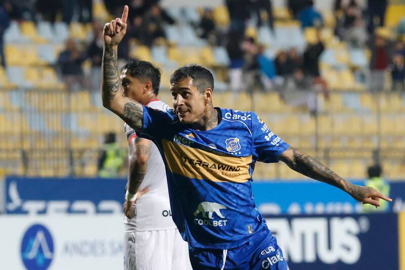 El delantero dejaría Everton.