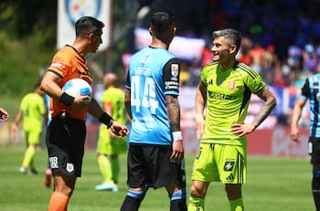 Se juega: Huachipato recibirá a la U este domingo en Talcahuano a puertas cerradas