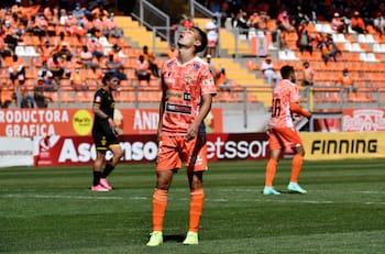 "No quiero irme de Cobreloa con el equipo en Segunda División"