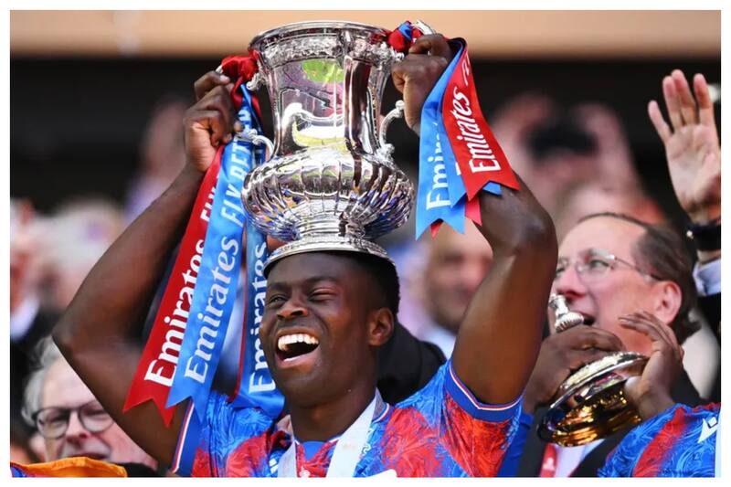 Nuevo defensa de los Citizens. Foto: Web Crystal Palace