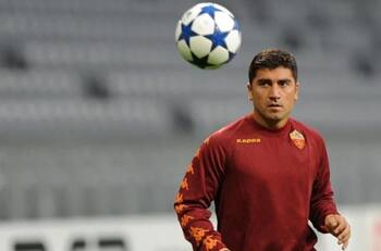 David Pizarro vuelve a las canchas de Italia: club de la Kings League lo presentó