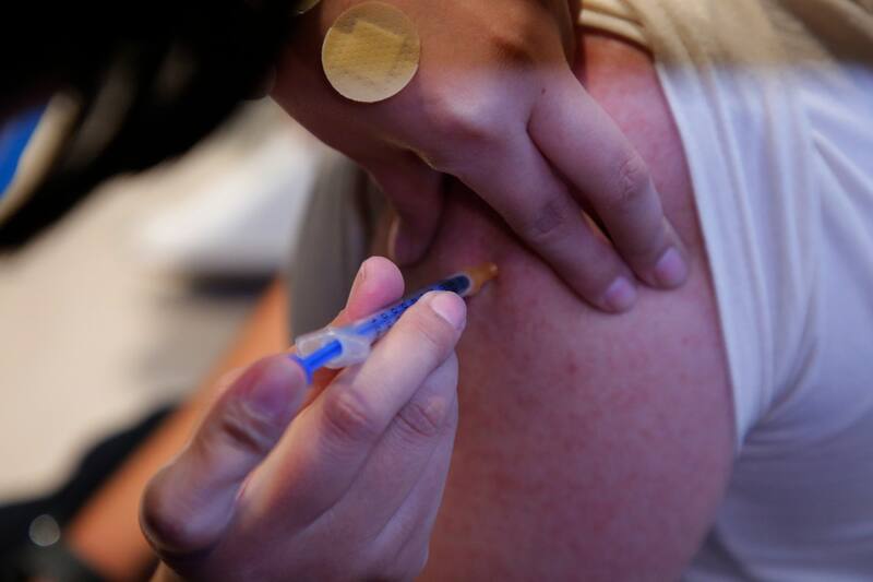 La compañía aclaró que seguirán en Chile pero en otros proyectos.