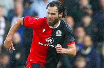 El fuerte llamado de alerta del DT del Blackburn Rovers por las nominaciones de Ben Brereton a La Roja
