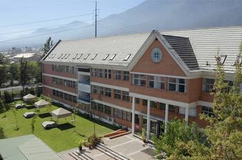 Tiene más de 5.000 alumnos y 42 años de historia: cierra importante instituto profesional chileno