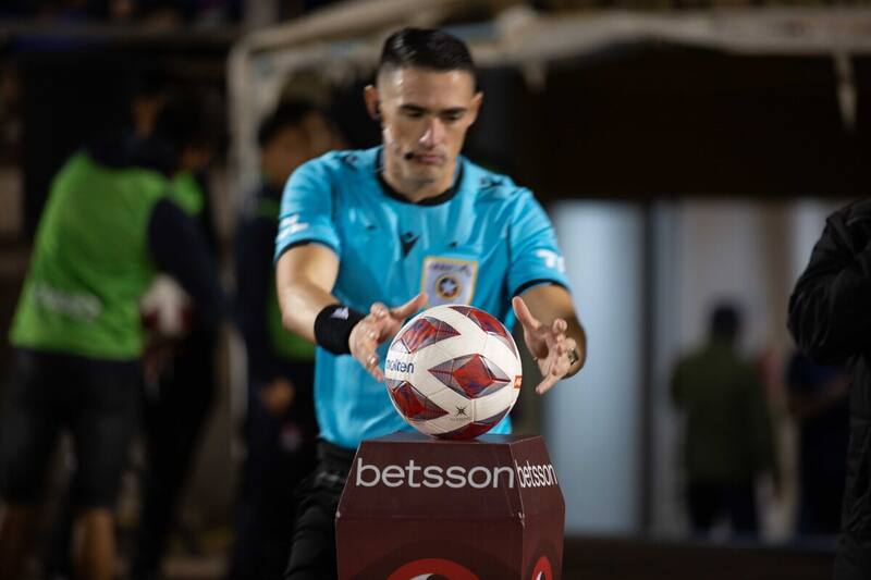 vivió una jornada llena de escándalos y suspensión de partidos.