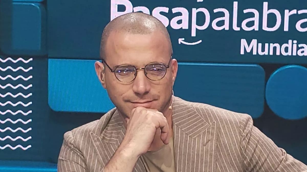 "Cuando te vas de carretito con tu hija": Julian Elfenbein subió tiernas fotos de su salida con la pequeña Rafaela