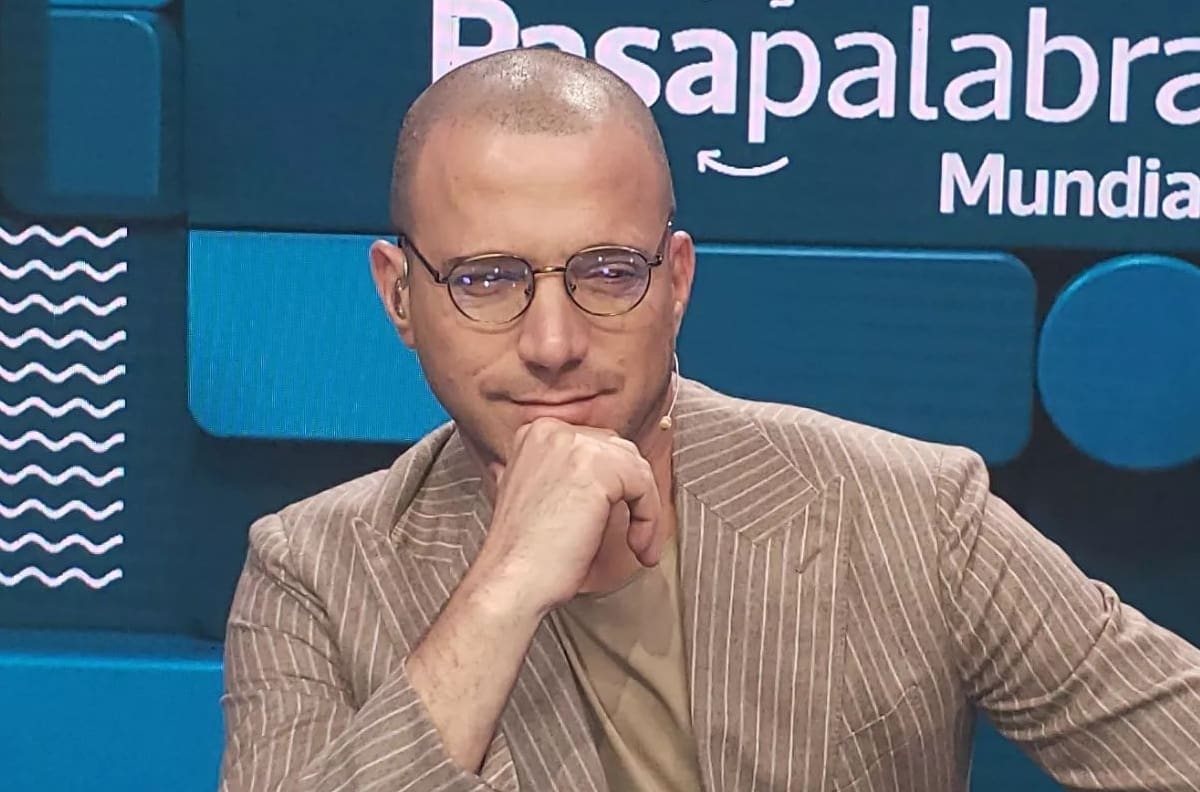 "Cuando te vas de carretito con tu hija": Julian Elfenbein subió tiernas fotos de su salida con la pequeña Rafaela