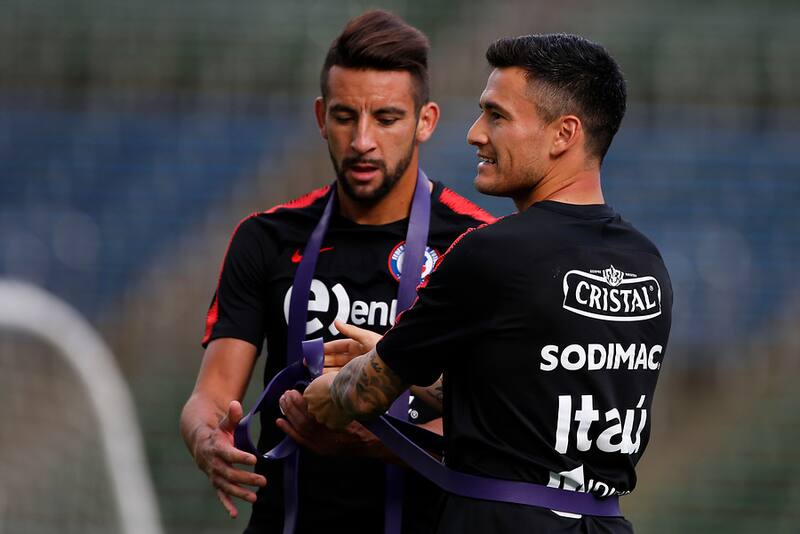 Ya perdieron a Mauricio Isla y Eugenio Mena: el motivo por el que la U puede perder a Charles Aránguiz. Foto: Aton.