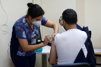 Calendario COVID-19: Revisa aquí a quiénes les toca vacunarse la próxima semana