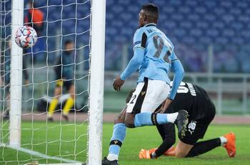 Lazio derrotó al Borussia Dortmund en su regreso a la Champions League