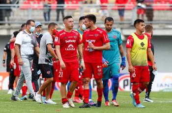 Ñublense y Deportes Antofagasta firmaron un escandaloso empate en el Nelson Oyarzún