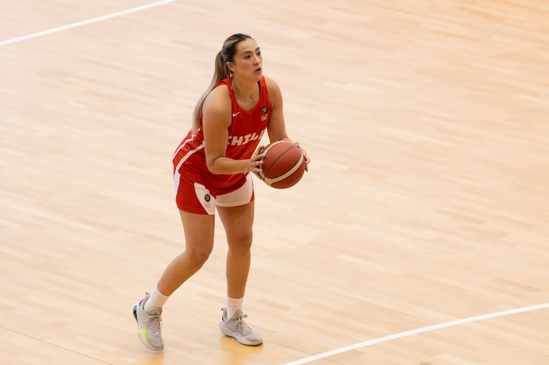 Selección de Básquetbol de Chile preparándose para el campeonato. Foto: FELIPE ESCOBEDO, En Cancha