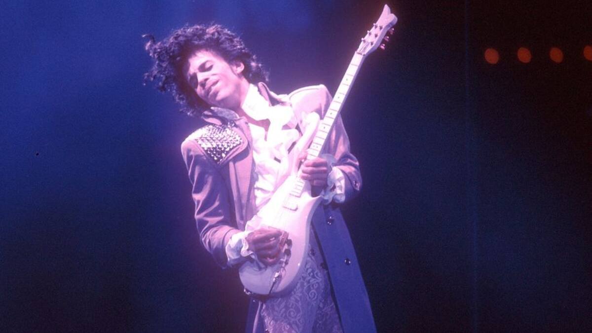 "Sign O' The Times": Reeditan con 63 canciones inéditas la obra maestra de Prince