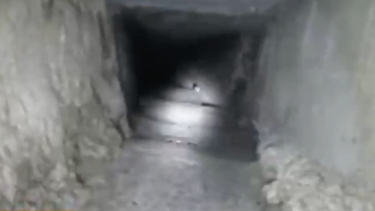 Descubren túnel que iba directo a un banco en pleno centro de San Antonio