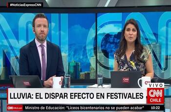 "Qué mala cue...": Periodista de CNN le jugó una mala pasada un micrófono abierto