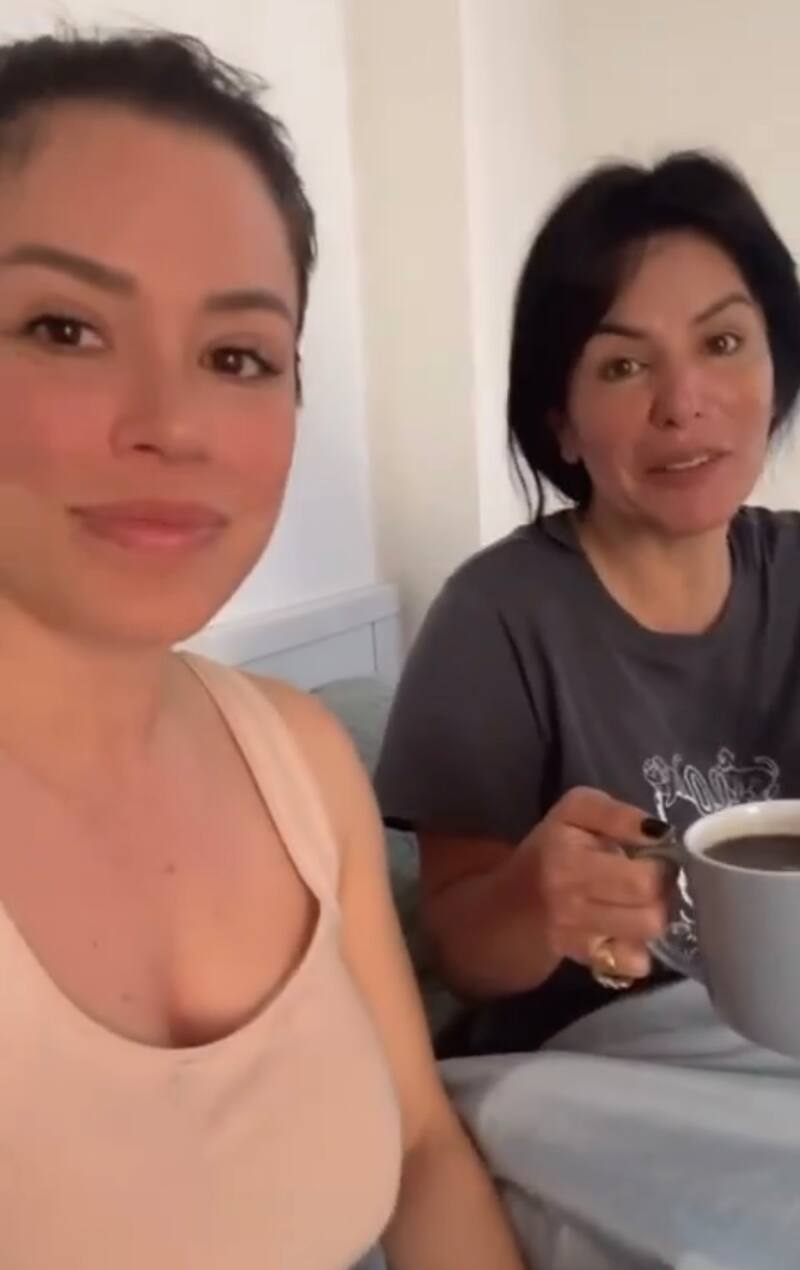Angie Alvarado y Anita Alvarado se reencuentran en Australia. Foto: Instagram.