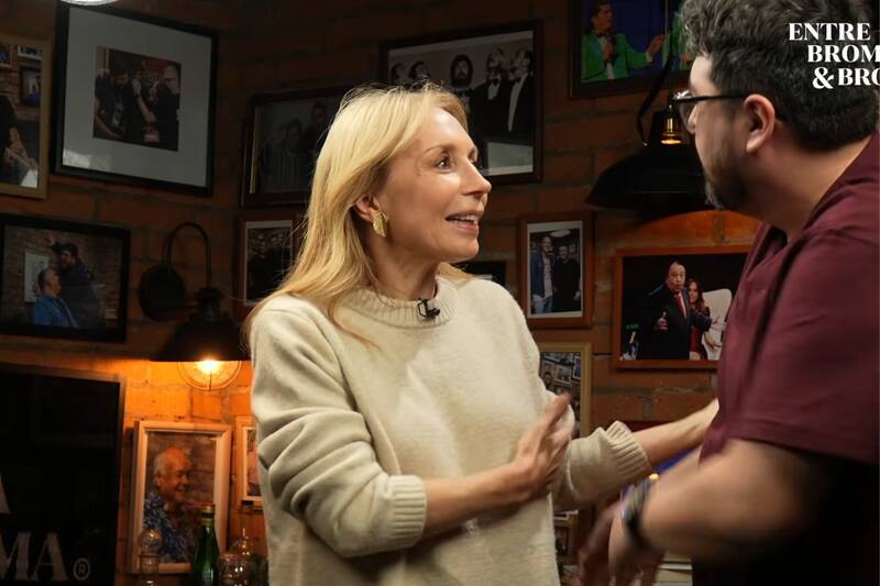 La periodista y el comediante vivieron un chistoso momento.