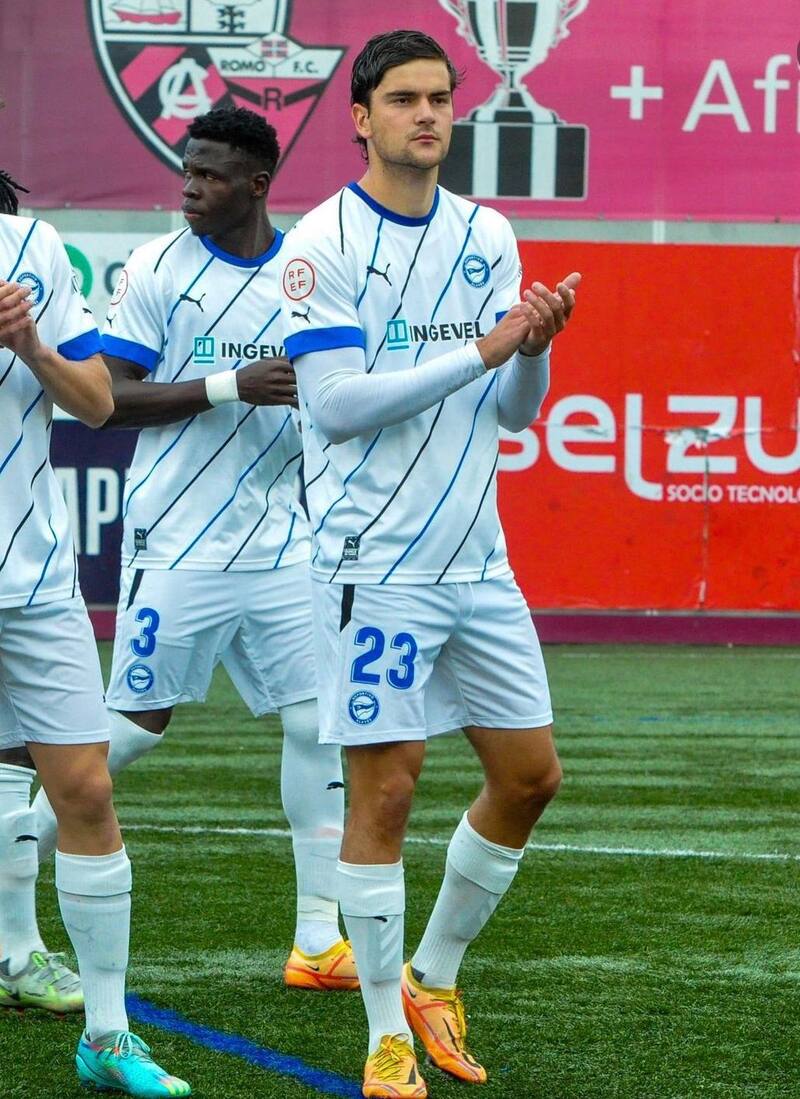 Sebastián Pino en el Alavés.