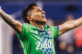 Fue campeón con la U de Sampaoli, se ganó un curioso apodo y ahora es goleador histórico en la MLS