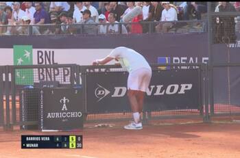 ¡No se puede creer! Tomás Barrios perdió un partido que tenía ganado en el Masters de Roma