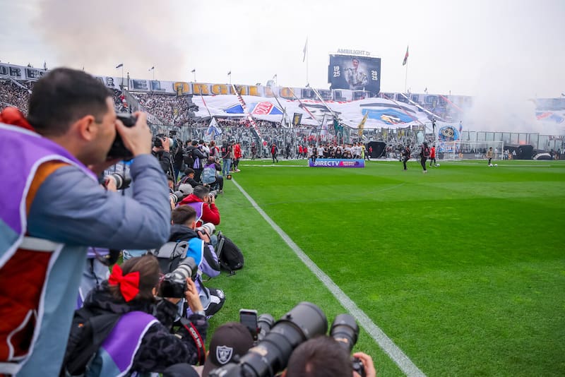 Superclásico 199: la Garra Blanca se tomó el Monumental y crece la preocupación en la U por la seguridad. Foto: Aton.