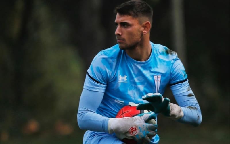 El arquero de Universidad Católica tendrá una nueva oportunidad de responder a las expectativas esta temporada.
