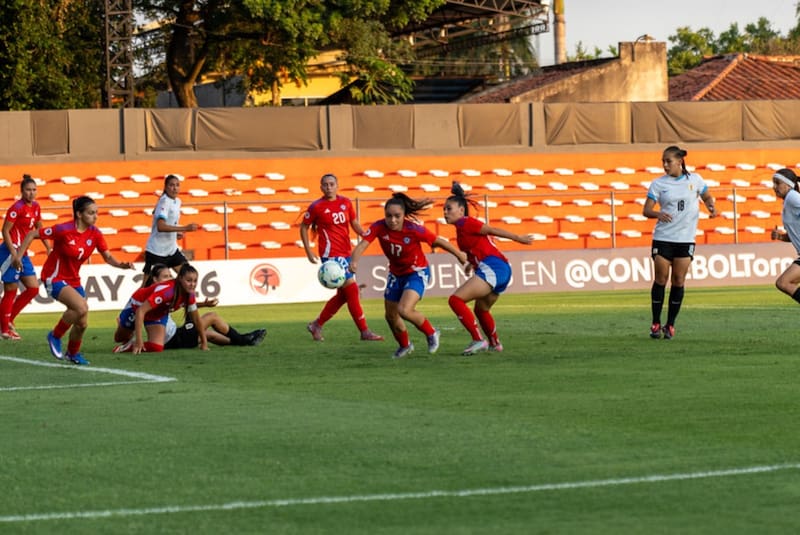 la clasificación de las chilenas pende de un hilo. Foto: Conmebol