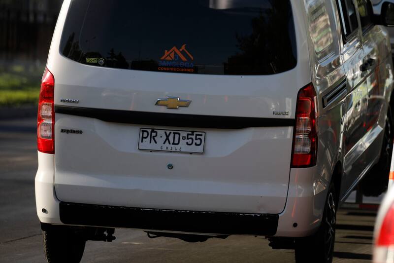 Quienes sean sorprendidos cometiendo este acto no solo serán sancionados económicamente, sino que también podrán perder su licencia y el vehículo infractor.