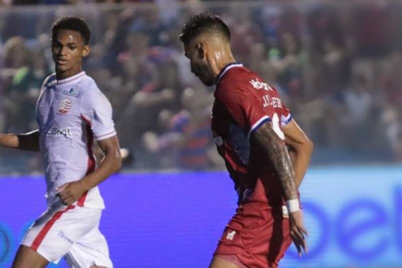 Juan Martín Lucero se matricula con su segundo gol en Fortaleza (Foto: FortalezaEC)