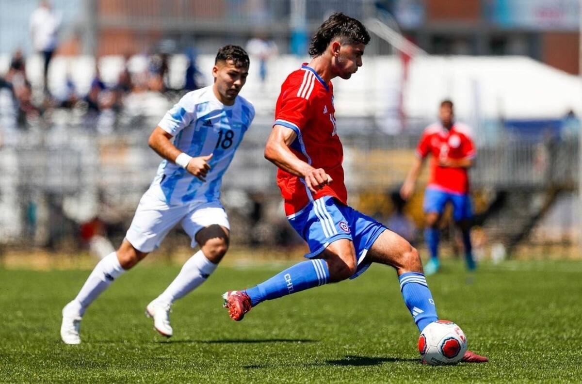 Alavés presentó a Sebastián Pino como "uno de los zagueros con más proyección de Sudamérica"