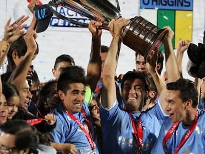 ¿Coincidencia divina? La extraña relación de equipo del fútbol chileno con elección de un nuevo Papa
