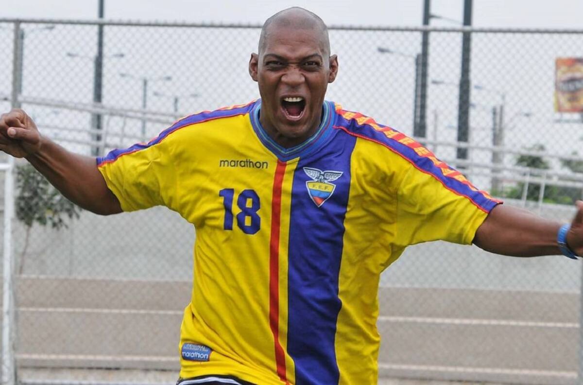 Entrevista| Eduardo "Tanque" Hurtado: "Yo no miraría en menos al equipo chileno"