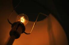 Enel confirmó cortes de luz para este sábado 10 de enero: Tres comunas de la RM se verán afectadas