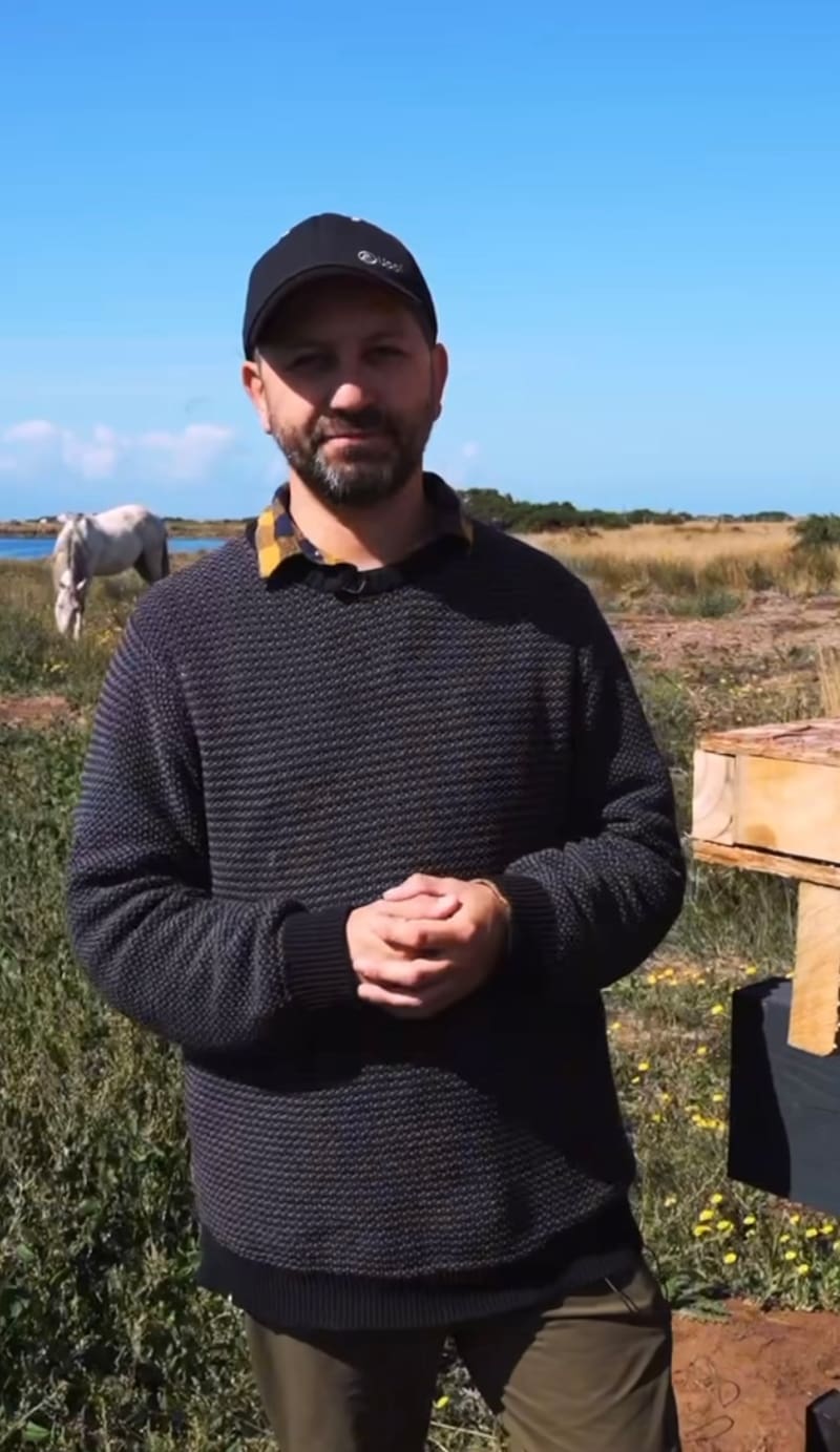 Iván Álvarez de Araya ahora vive en el sur de Chile.
