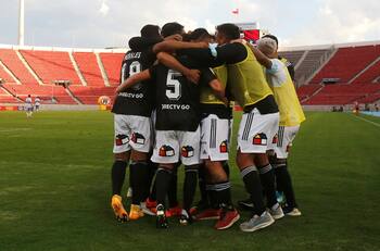 La fórmula de Gustavo Quinteros para corregir el defecto que pudo llevar al descenso a Colo Colo