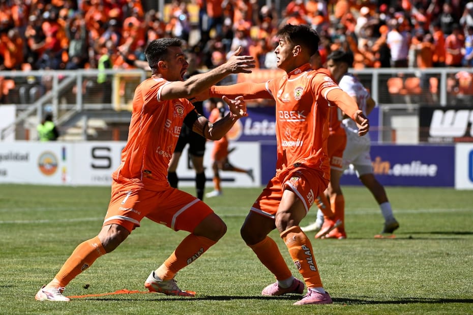 Lucha por el Ascenso en Primera B. Foto: Agencia Aton.