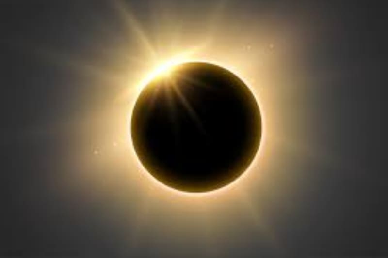 El evento será el primero del 2026. Luego, continuará un eclipse lunar total, el 3 de marzo del presente año. Foto: Greentology.