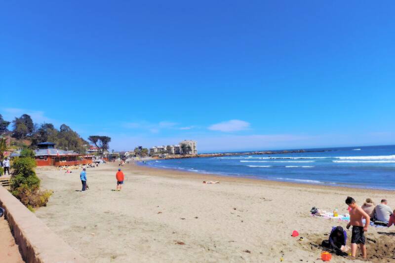 Un destino vacacional ideal para ir con la familia a solo 2 horas de la capital. Créditos: Sitio Sandee.