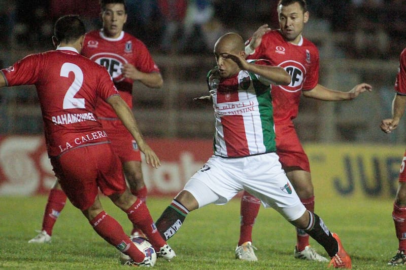 El delantero se formó en Palestino y debutó en 2012. Foto: Agencia Aton.