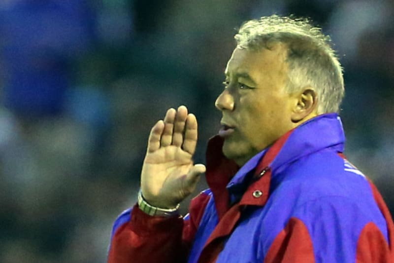 dirigiendo en el fútbol chileno. Foto: Aton.