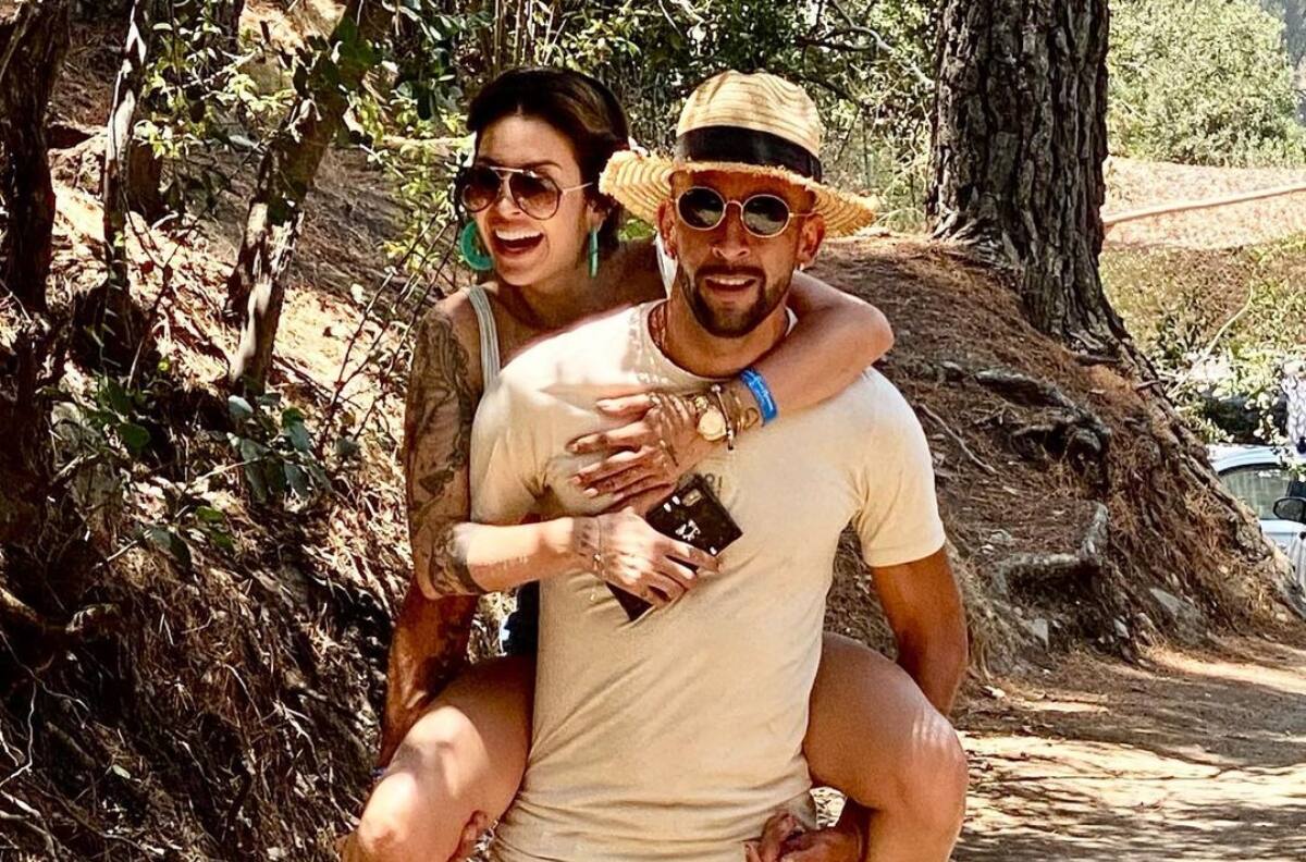 "Buenas noches, corazón": Mauricio Isla le dedicó coqueto comentario a Thati Lira