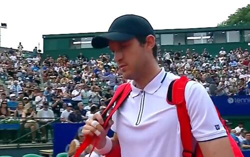 fue recibido con tibios aplausos en Buenos Aires.