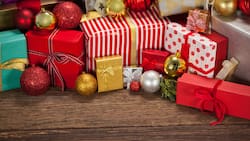 Tres formas ingeniosas de envolver regalos en casa esta Navidad