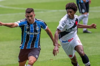 Insólito: La Conmebol rebautizó a César Pinares en la antesala del duelo de Gremio en Libertadores