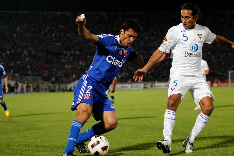 1_marcos_gonzalez_udechile_copsudamericana_2011