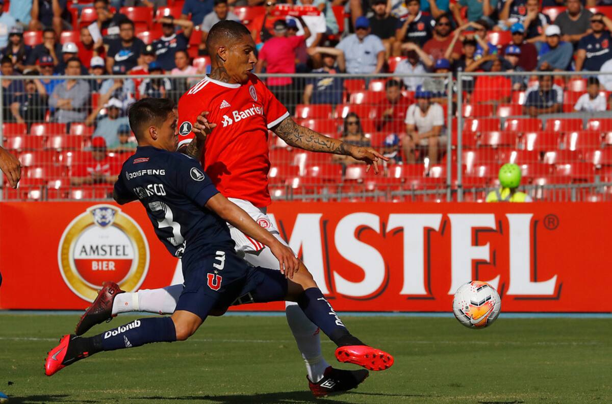 Hinchas de la U caen en picada contra Carrasco por error en gol de Inter