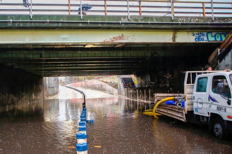 Revisa qué pasos permanecen cerrados a esta hora en la Región Metropolitana.