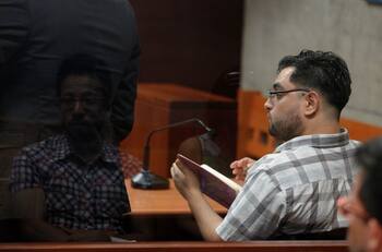 Fiscalía pidió ocho años de cárcel para profesor Roberto Campos acusado de causar daños en el Metro